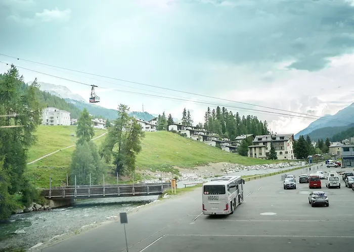 Pitsch Hostel Sankt Moritz